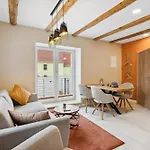 Apartmenthaus Schlag * Naumburg