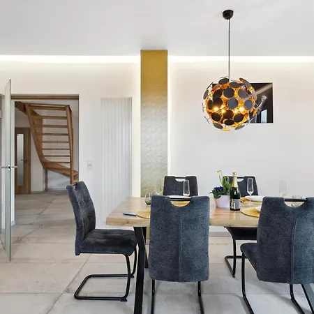 Apartmenthaus Schlag * Naumburg (Saale)