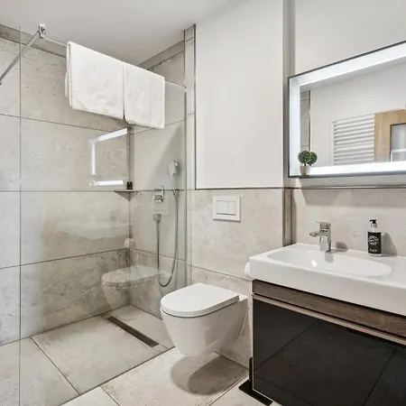 Apartmenthaus Schlag * Naumburg (Saale)