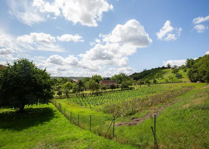 Lägenhet Apartmenthaus Schlag